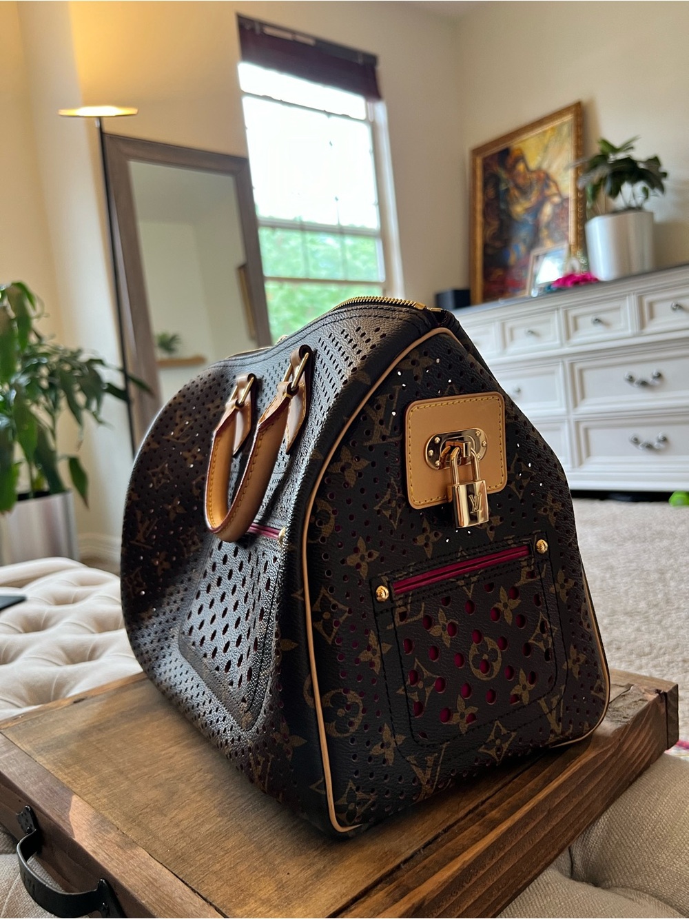 Louis Vuitton Limited Edition Monogram Perforated Speedy 30 in Fuchsi - Picture 7 of 9